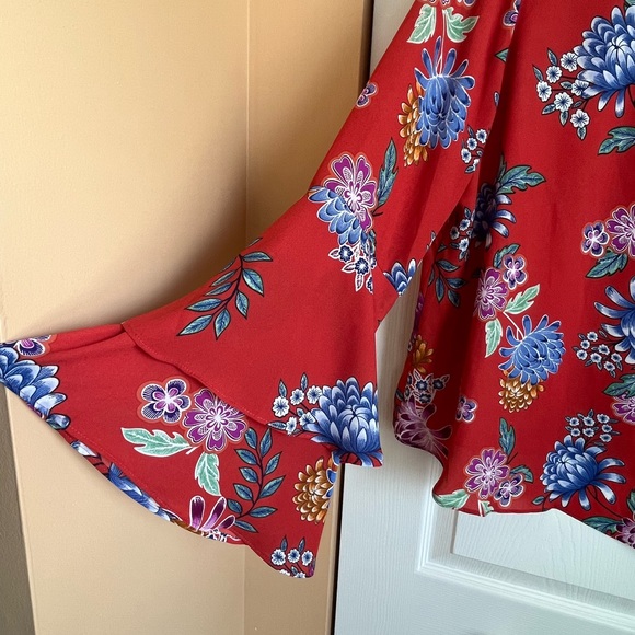 Adrienne Vittadini Floral Blouse Size Large EUC - Picture 4 of 10